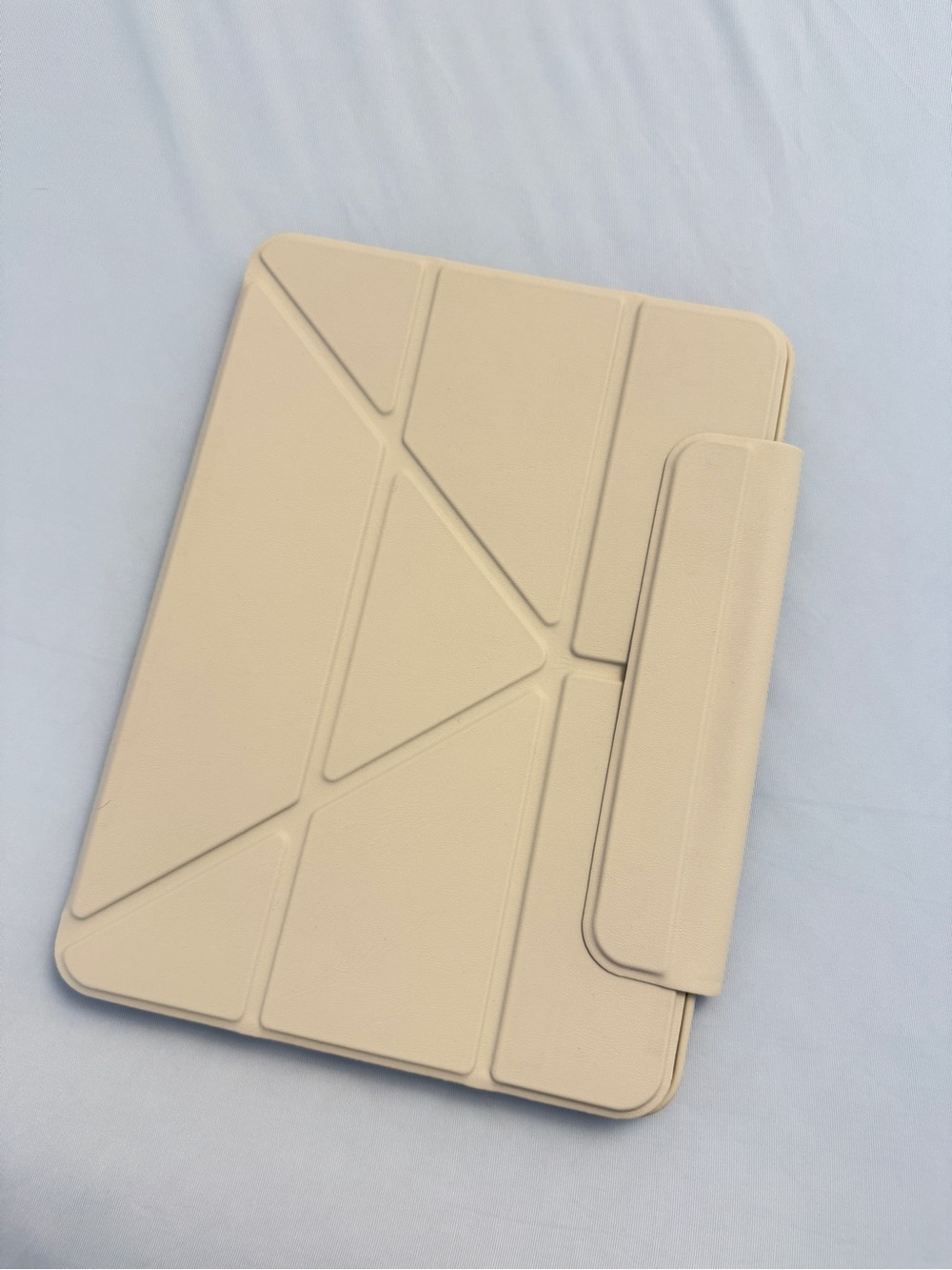 Slim Beige Tablet Folio Case with Magnetic Pen Strap for iPad Air 7 2025 11 inch